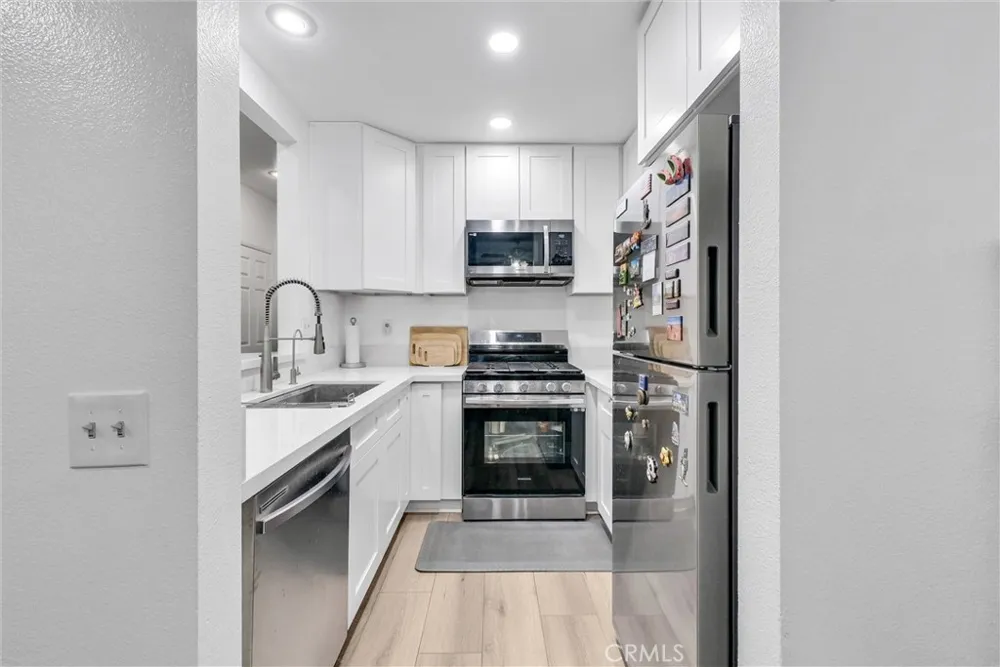 19555 E Cypress Street #P Covina, CA 91724