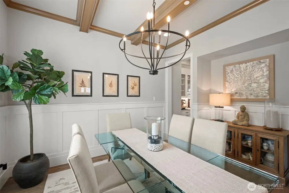 10425 NE 112th Street Kirkland, WA 98033