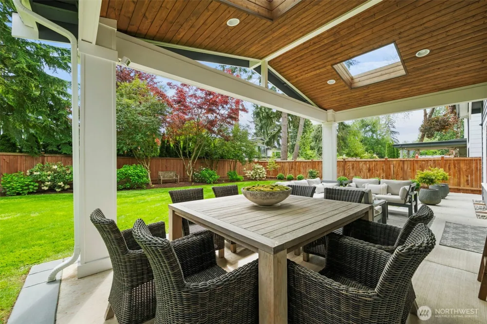 10425 NE 112th Street Kirkland, WA 98033