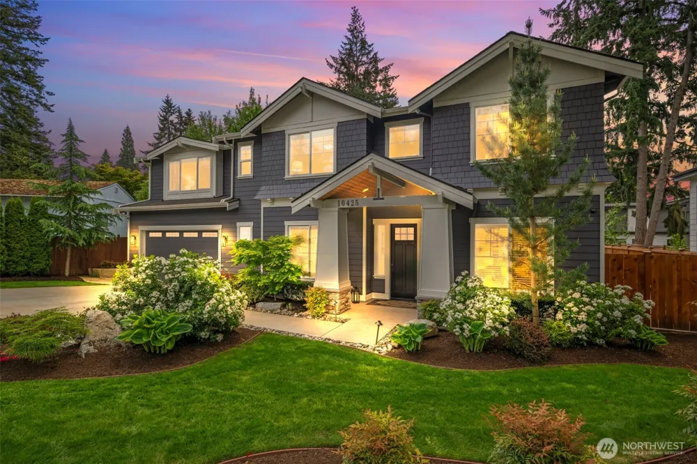 10425 NE 112th Street Kirkland, WA 98033