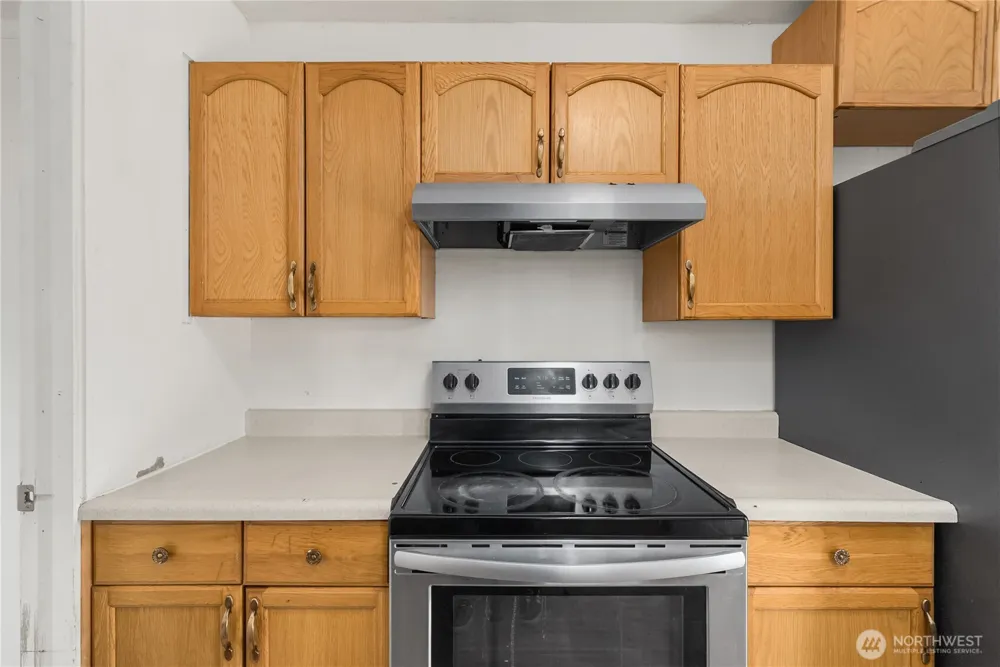 16526 42nd Avenue Ct E Tacoma, WA 98446