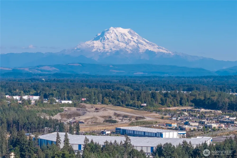 16526 42nd Avenue Ct E Tacoma, WA 98446