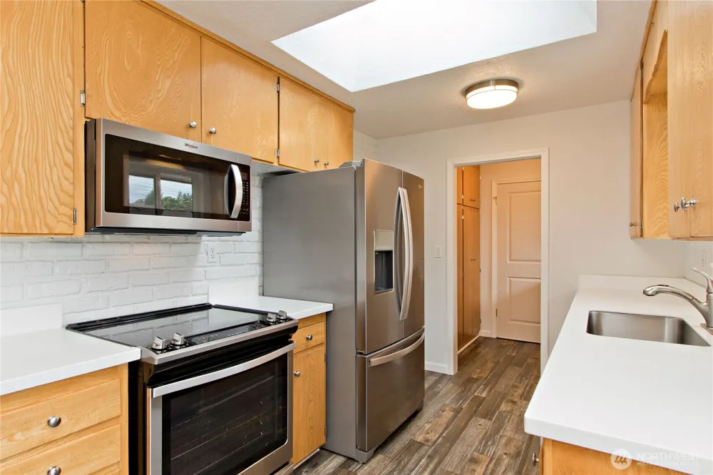 1611 1st Street SE Auburn, WA 98002