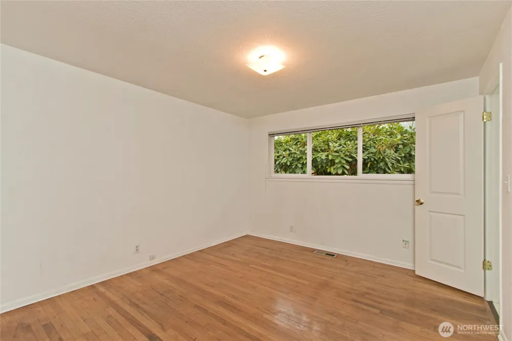1611 1st Street SE Auburn, WA 98002
