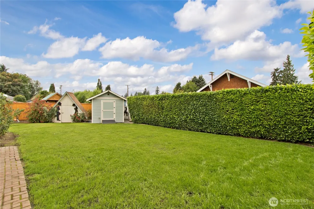1611 1st Street SE Auburn, WA 98002