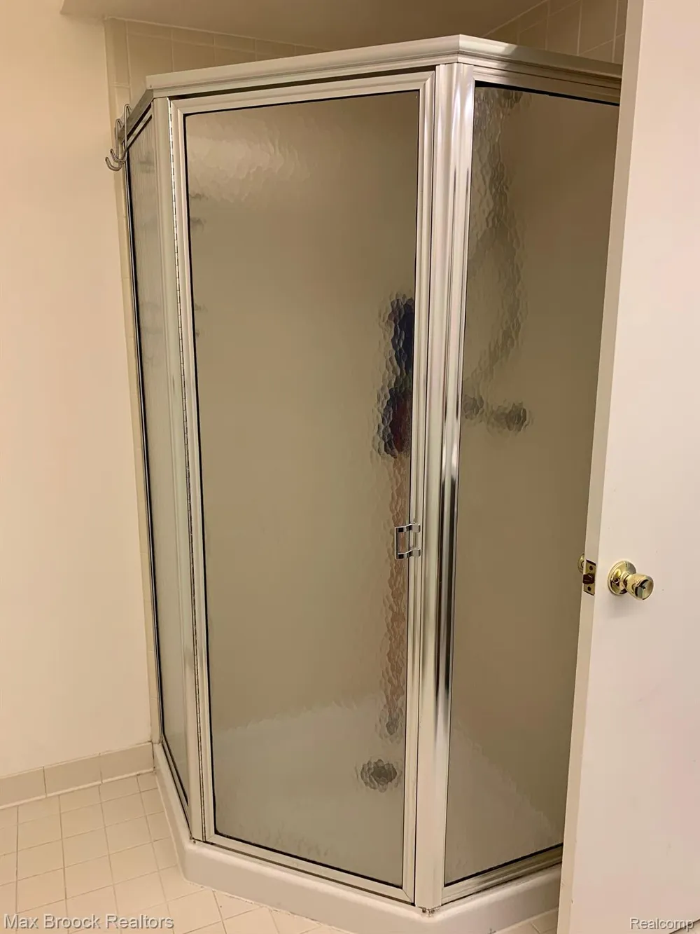 6798 CHIMNEY SWEEP West Bloomfield Charter Township, MI 48322