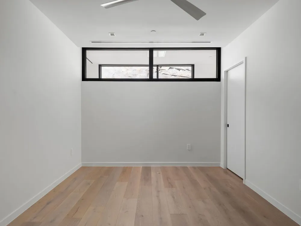 1006 Baylor Street #202 Austin, TX 78703