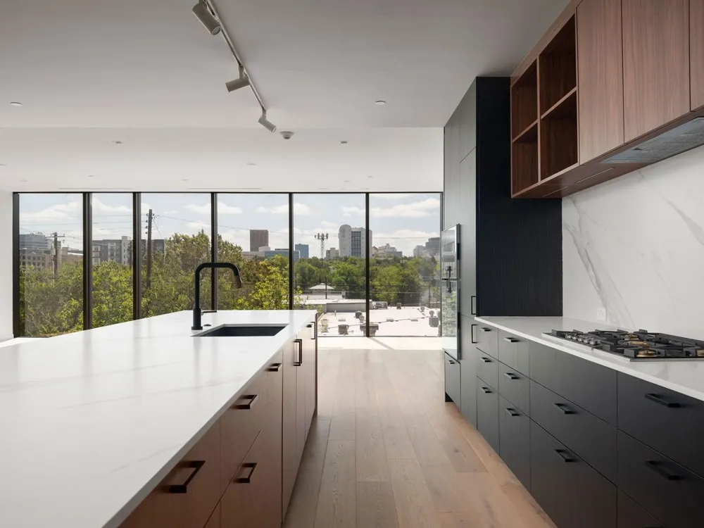 1006 Baylor Street #202 Austin, TX 78703