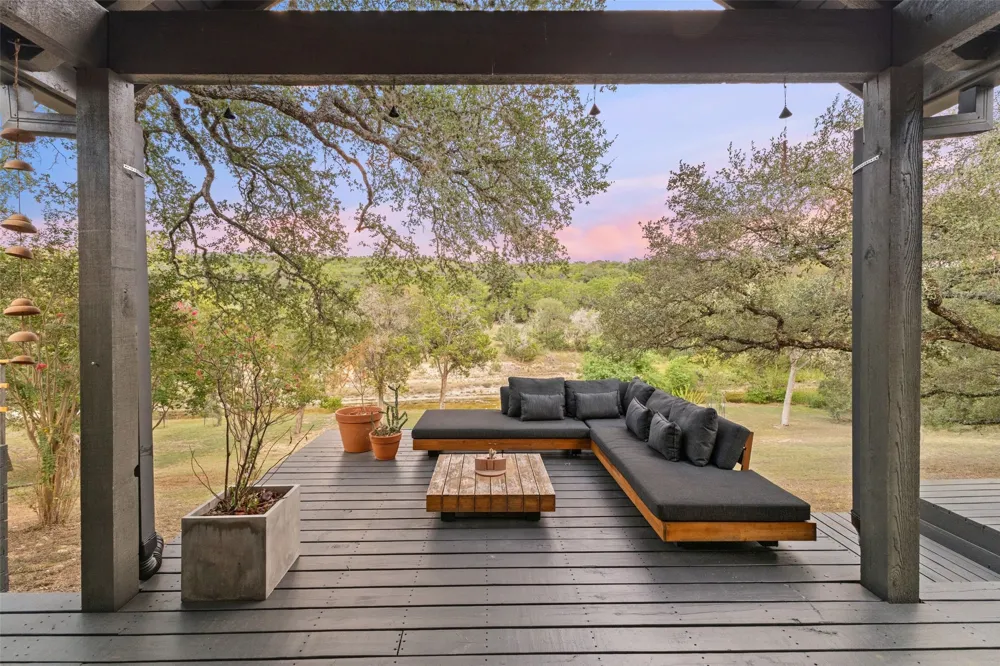 412 Rancho Grande Drive Wimberley, TX 78676