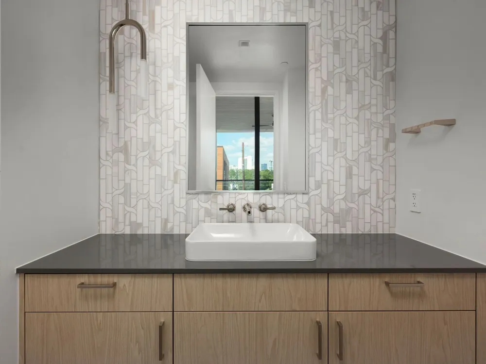 1006 Baylor Street #201 Austin, TX 78703