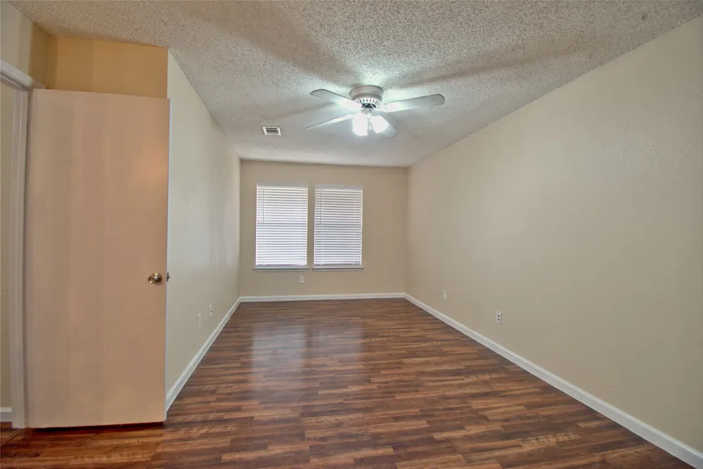 1015 E Yager Lane #151 Austin, TX 78753