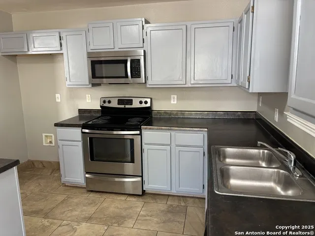 7152 Still Hollow San Antonio, TX 78244