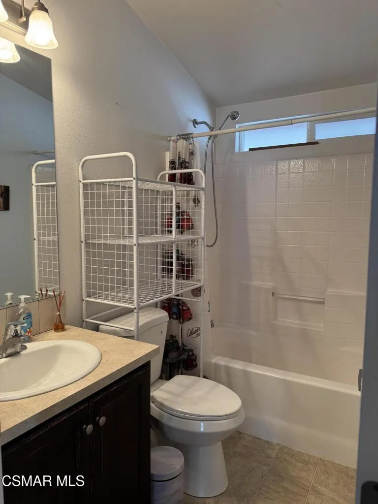 7 Katy Lane San Fernando, CA 91345