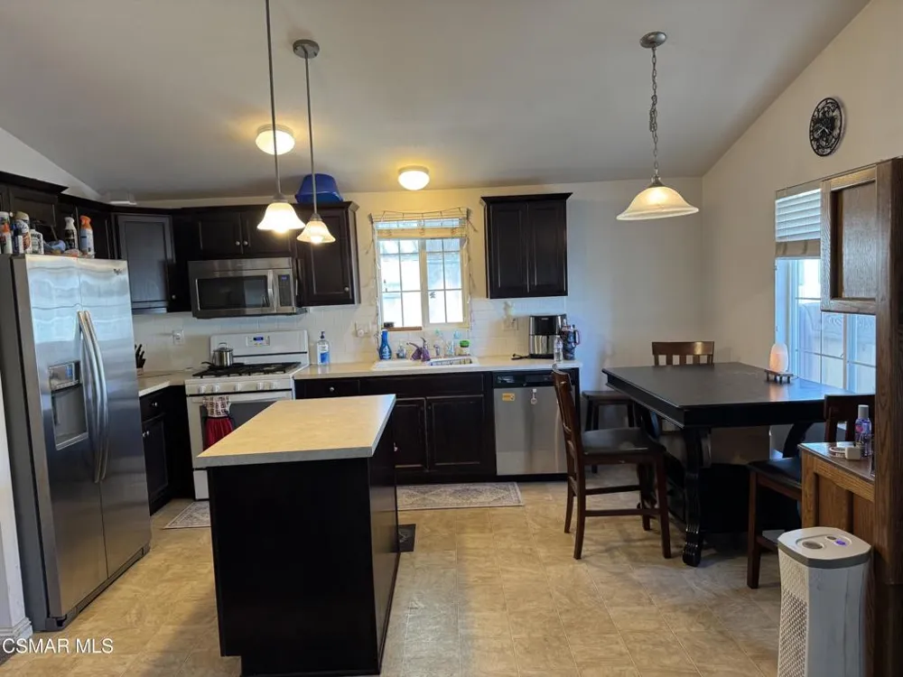 7 Katy Lane San Fernando, CA 91345