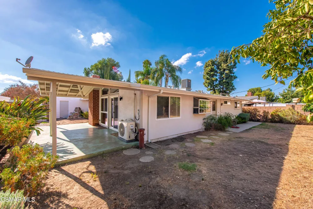 7850 Capistrano Avenue West Hills, CA 91304