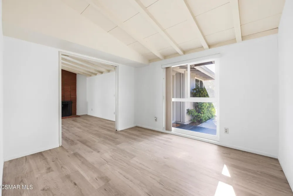 7850 Capistrano Avenue West Hills, CA 91304
