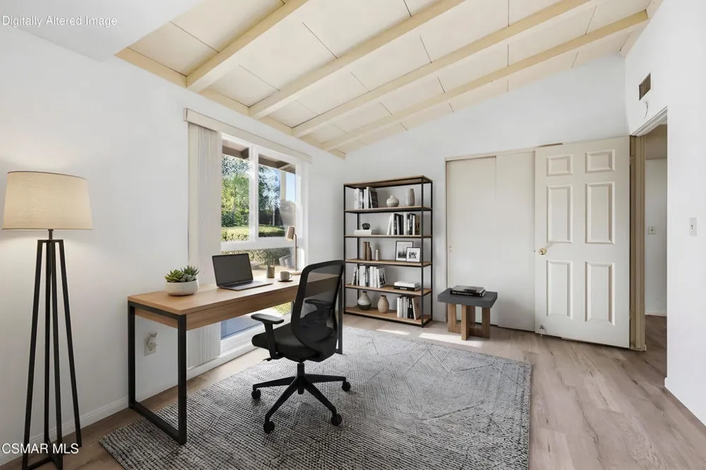 7850 Capistrano Avenue West Hills, CA 91304