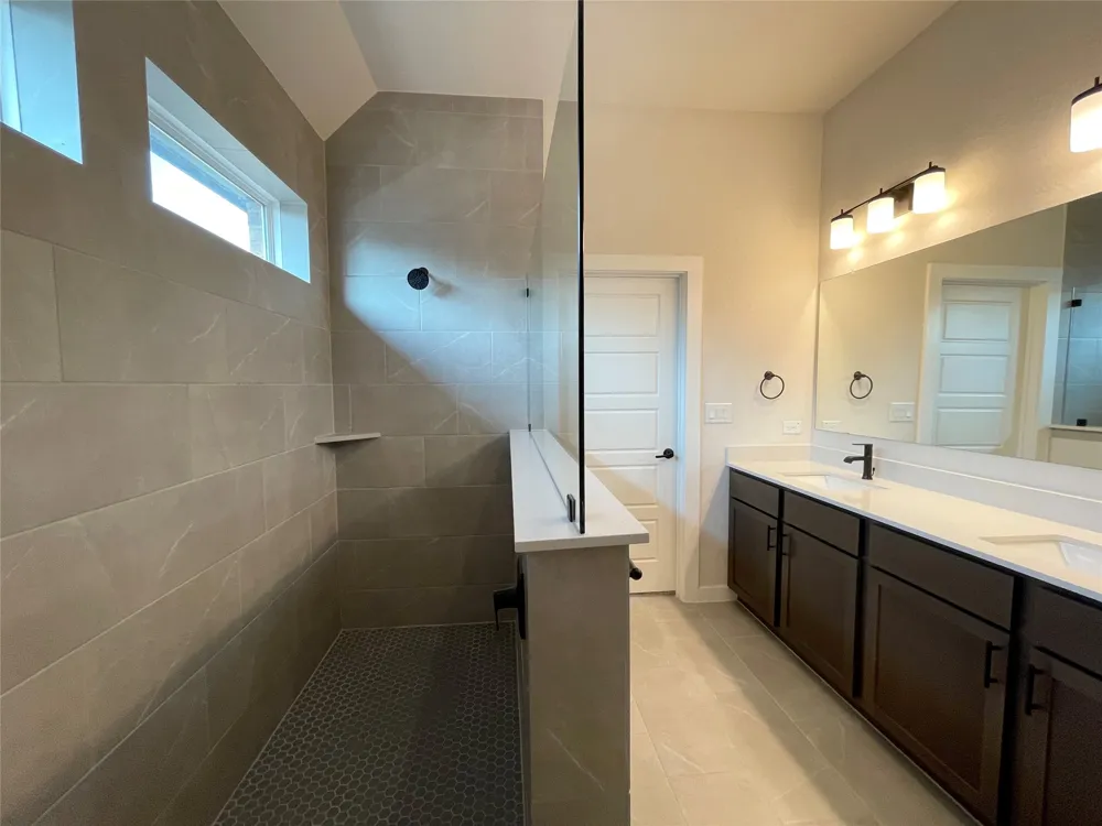 128 Radnor Road New Braunfels, TX 78130