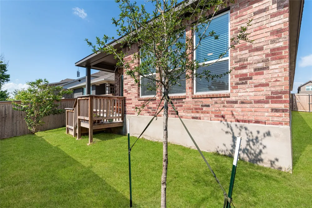 128 Radnor Road New Braunfels, TX 78130