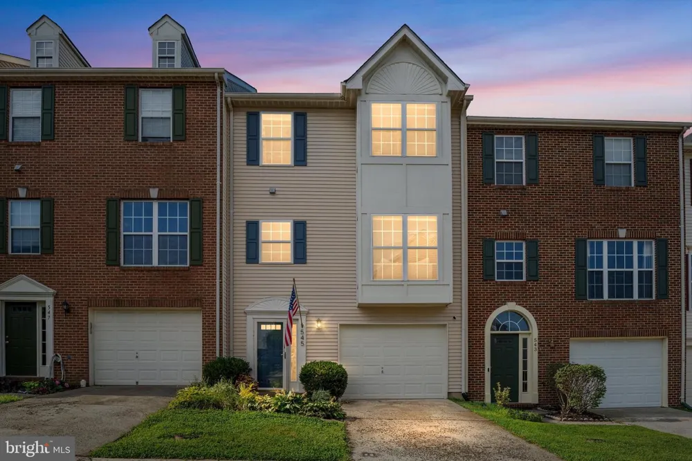 545 SPARKLEBERRY TERRACE NE Leesburg, VA 20176