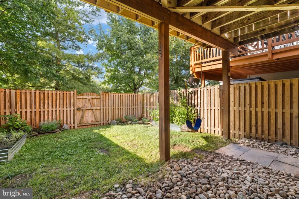 545 SPARKLEBERRY TERRACE NE Leesburg, VA 20176