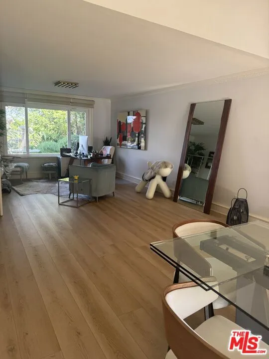 4230 Park Alisal Calabasas, CA 91302