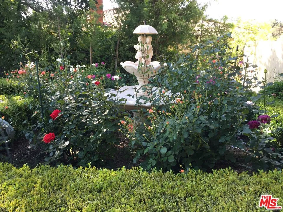 4230 Park Alisal Calabasas, CA 91302