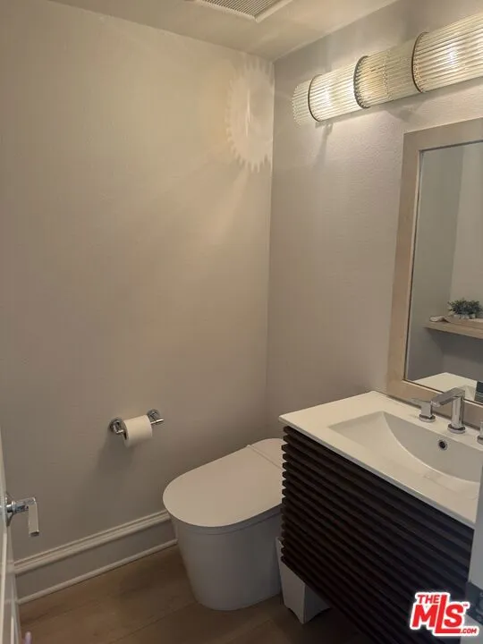 4230 Park Alisal Calabasas, CA 91302