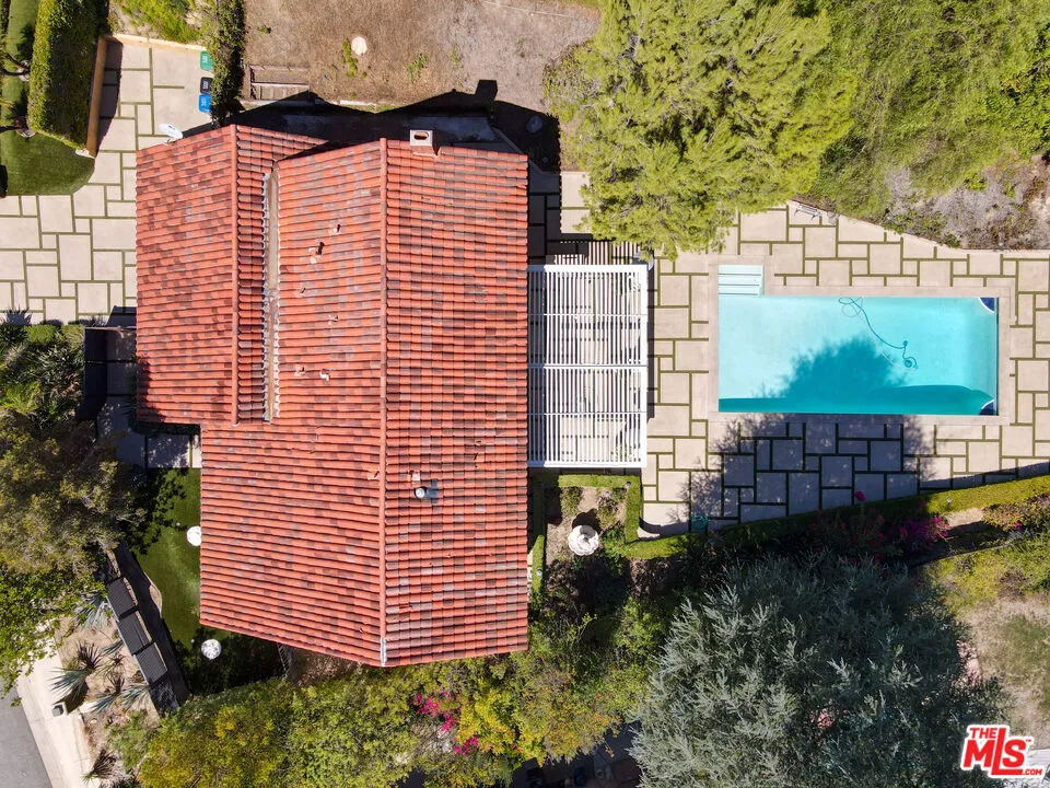 4230 Park Alisal Calabasas, CA 91302