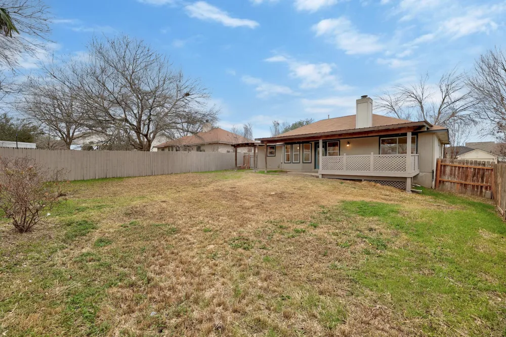 214 Crystal Knoll Boulevard Georgetown, TX 78626