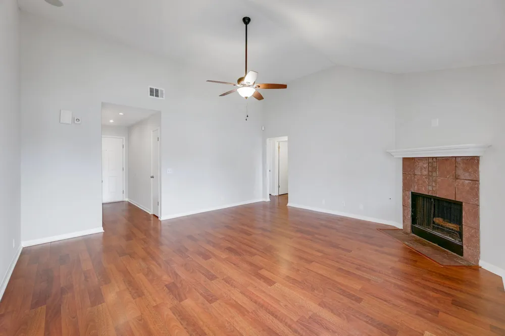 214 Crystal Knoll Boulevard Georgetown, TX 78626