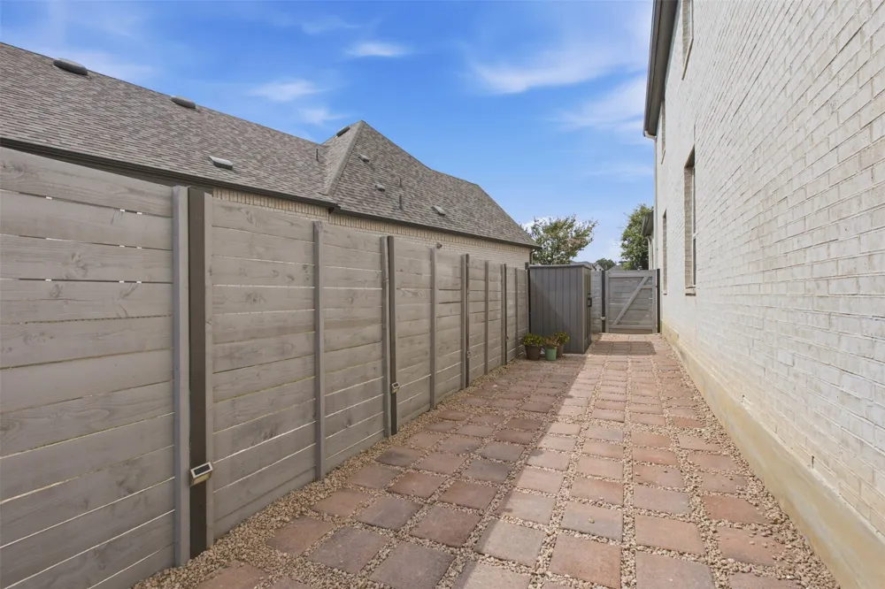 132 Timber Glen Lane Georgetown, TX 78628