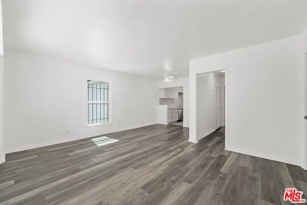 8708 W Sherwood Drive West Hollywood, CA 90069