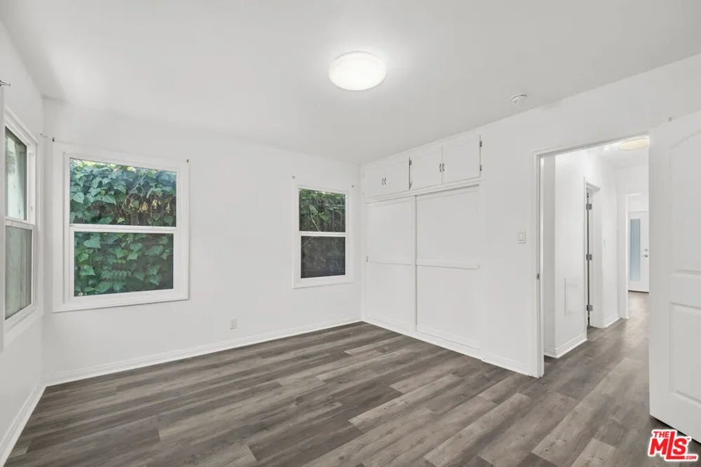 8708 W Sherwood Drive West Hollywood, CA 90069