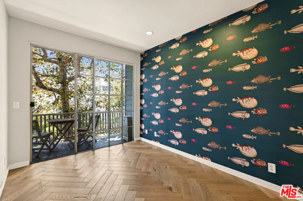 11667 Gorham Avenue #201 Los Angeles, CA 90049