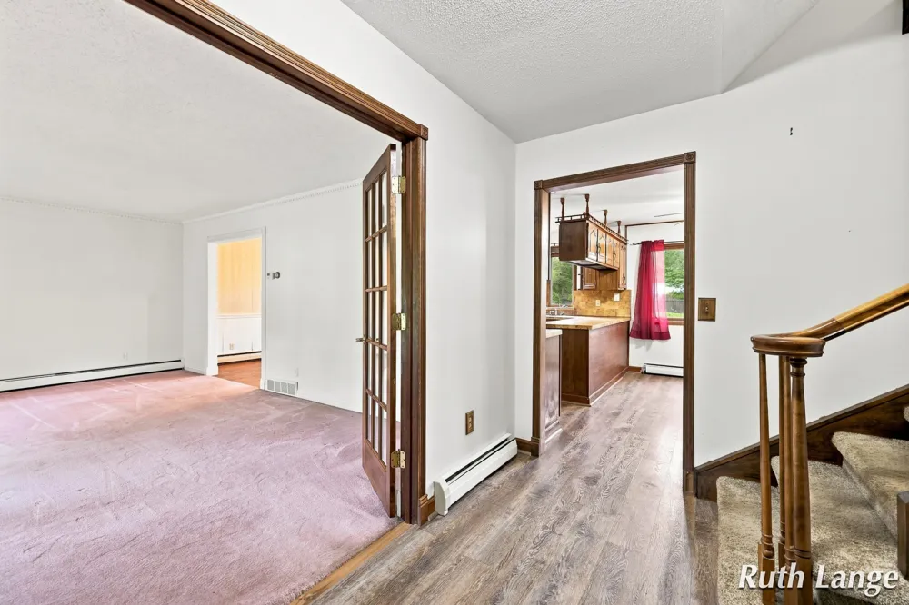 247 Trickovic Lane Battle Creek, MI 49014