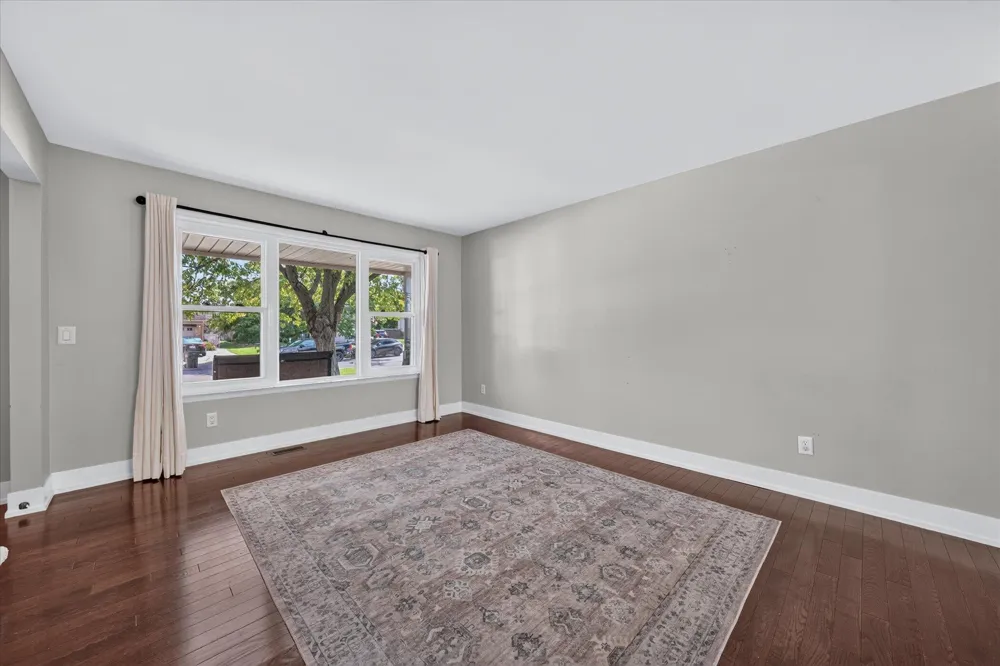 44236 Kingsley Court Canton, MI 48187