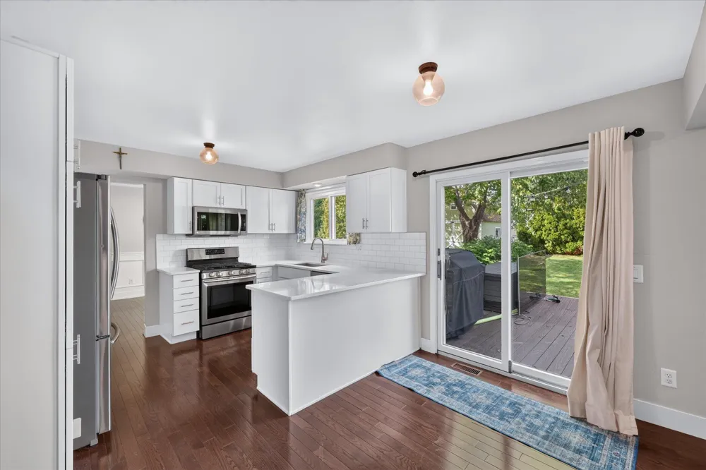 44236 Kingsley Court Canton, MI 48187