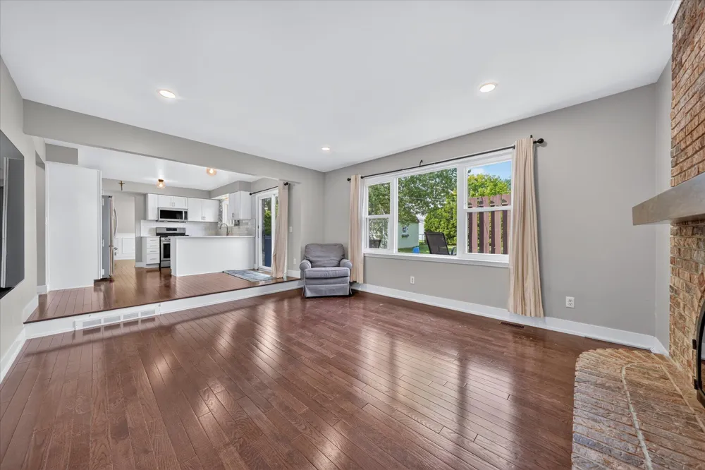 44236 Kingsley Court Canton, MI 48187