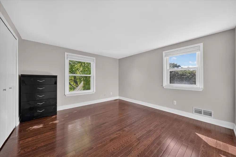 44236 Kingsley Court Canton, MI 48187