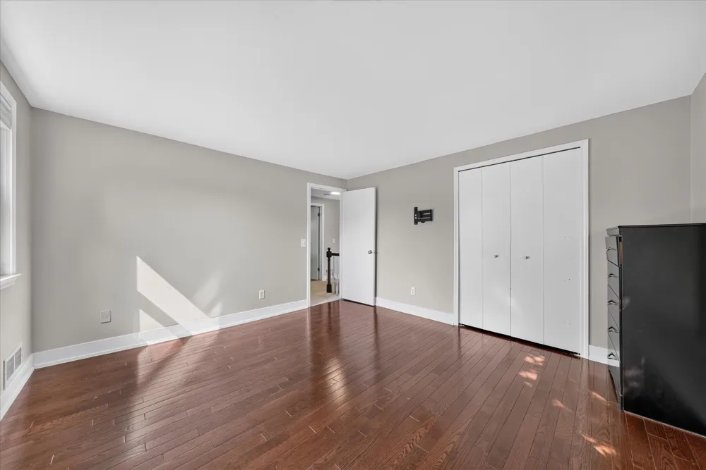 44236 Kingsley Court Canton, MI 48187