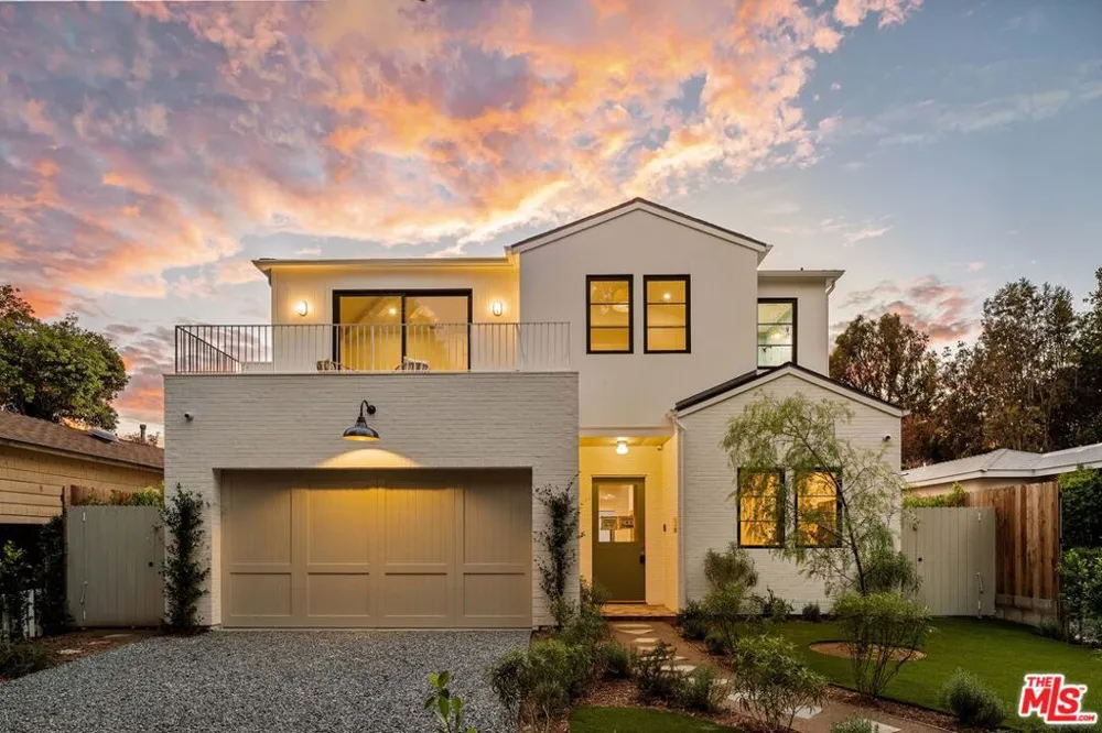 4607 Morse Avenue Sherman Oaks, CA 91423
