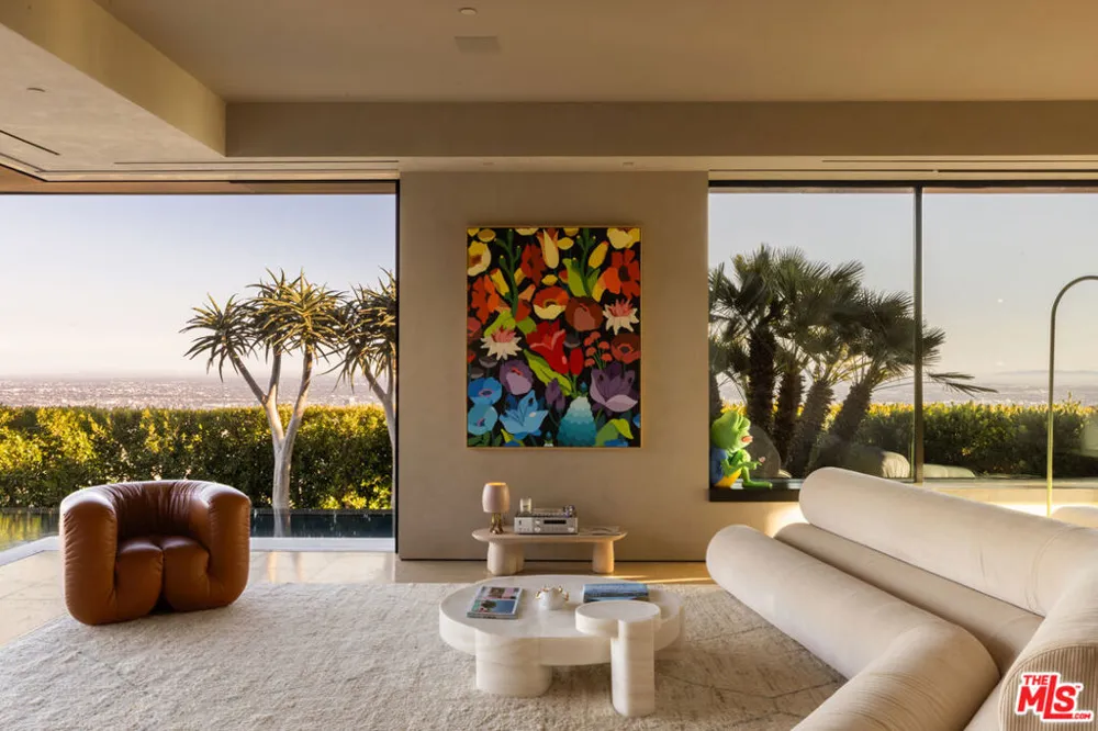 1616 Blue Jay Way Los Angeles, CA 90069