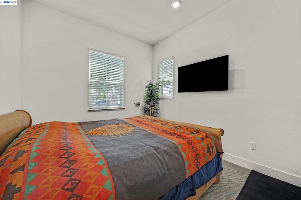 52 Redberry Loop Brentwood, CA 94513