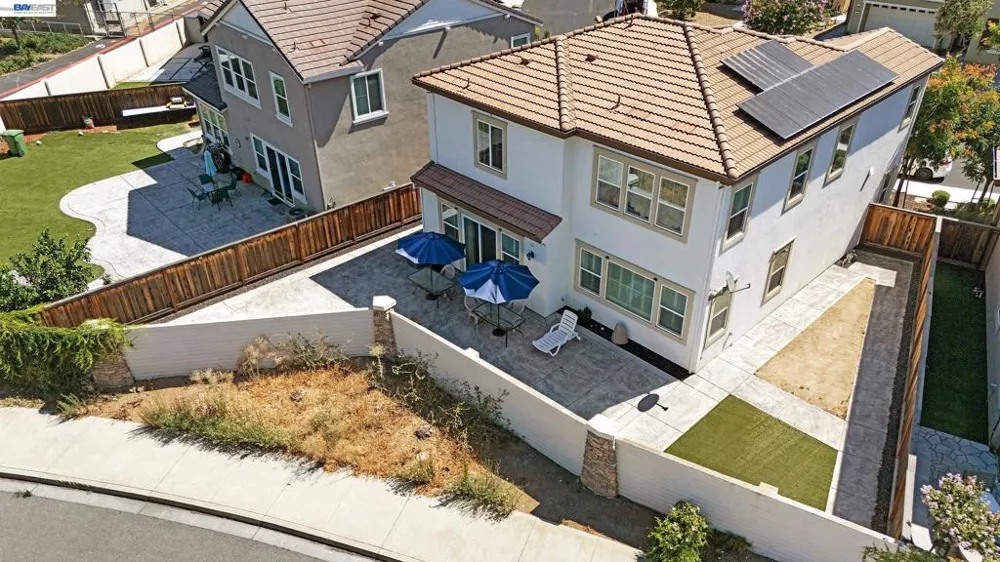 52 Redberry Loop Brentwood, CA 94513