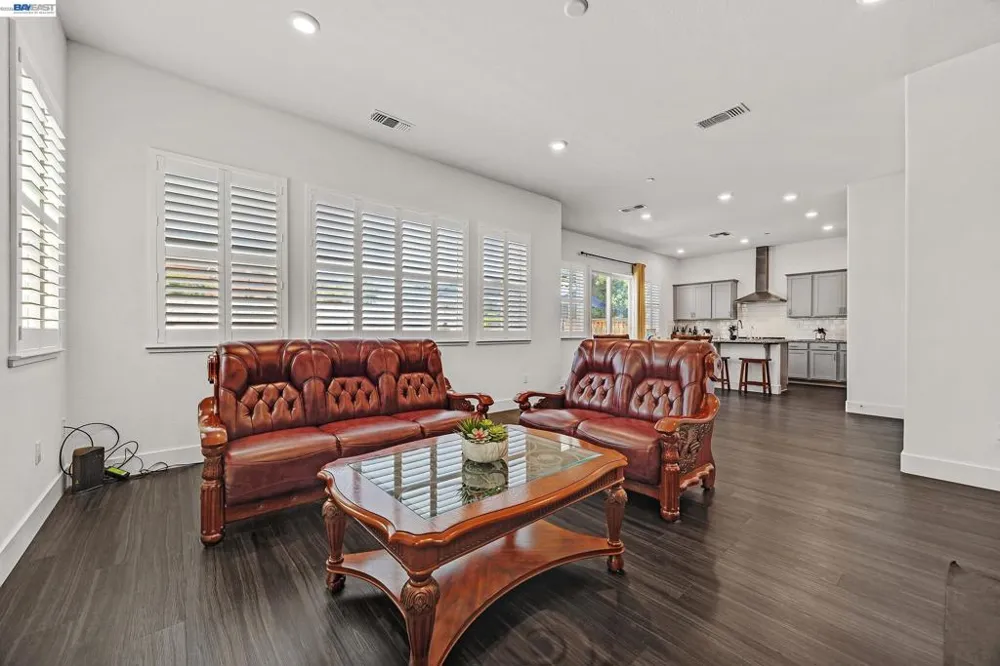 52 Redberry Loop Brentwood, CA 94513