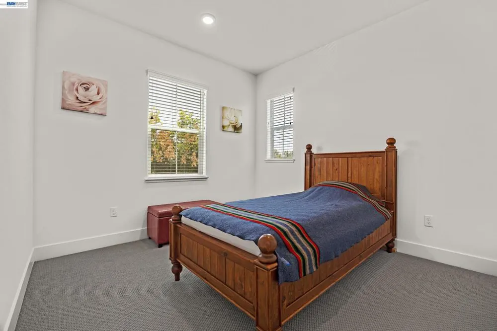 52 Redberry Loop Brentwood, CA 94513