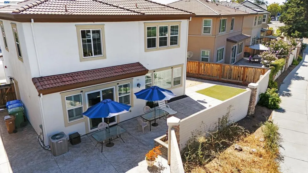 52 Redberry Loop Brentwood, CA 94513