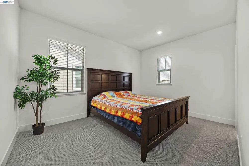52 Redberry Loop Brentwood, CA 94513