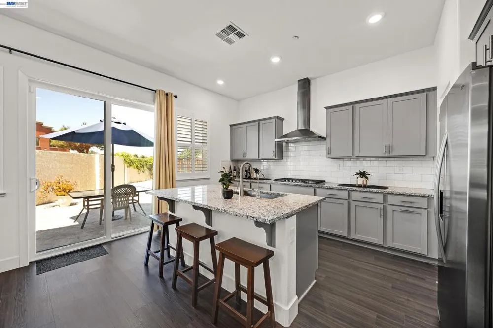 52 Redberry Loop Brentwood, CA 94513